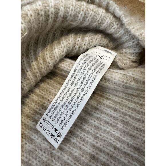 Women's Saint Laurent Cream Diamond Detail Short Sleeve Sweater Top Size S - Picture 4 of 10